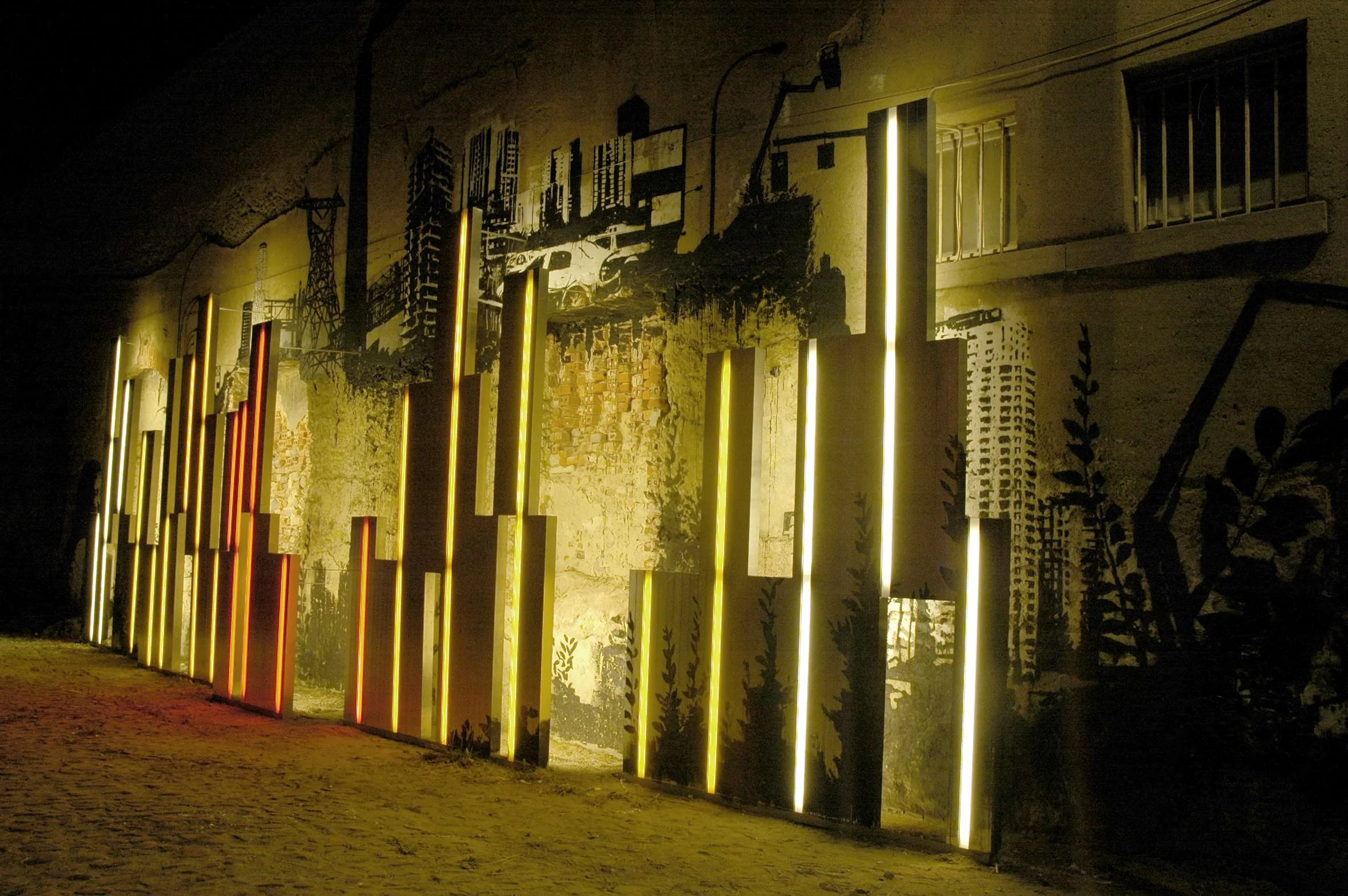 Building 3 Steps — Part II — Outros Meios, 2006, Lisboa, Portugal