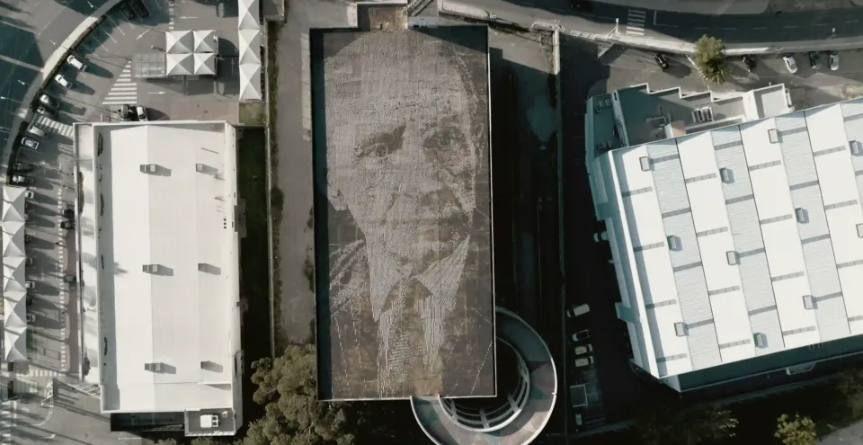 Sir Alec Issigonis — Walls work, 2022, Lisbon, Portugal
