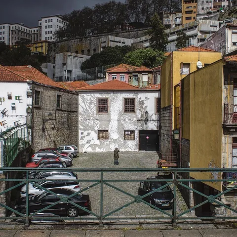 Look at — Walls work, 2016, Porto, Portugal