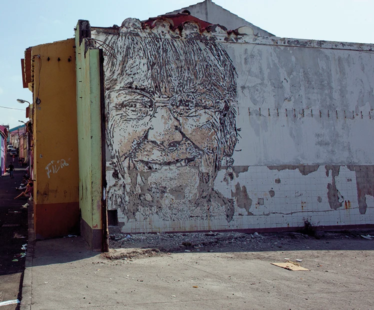 Untitled (Rua do Porto, Rabo de Peixe) — Walls work, 2013, Rabo de Peixe, Portugal