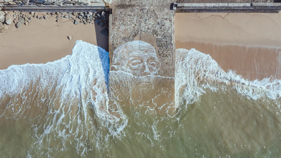 José Saramago — Walls work, 2020, Lourinhã, Portugal