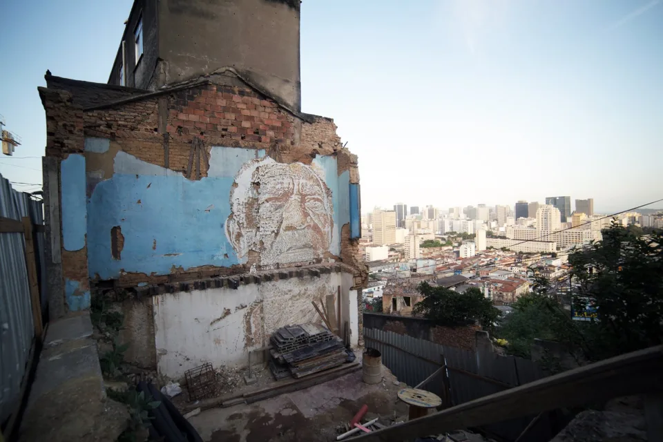 Morro da Providência, Rio de Janeiro — Walls work, 2012, Rio de Janeiro, Brazil