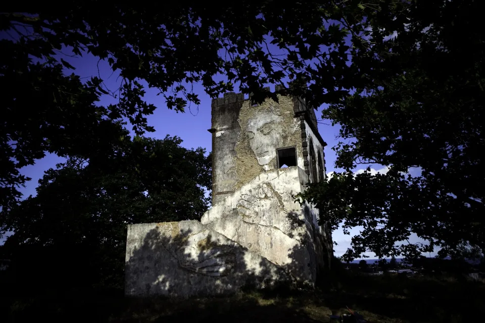 Walk & Talk (Ruin Wall, Ponta Delgada) — Walls work, 2012